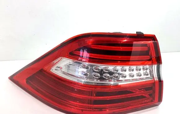 Mercedes-Benz ML W166 Rear/tail lights A1669063301