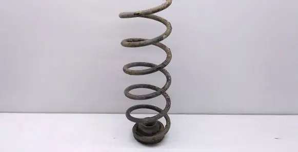 Volkswagen Golf IV Rear coil spring