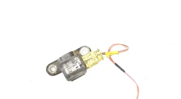 Suzuki Grand Vitara II Airbag deployment crash/impact sensor 3893065J00