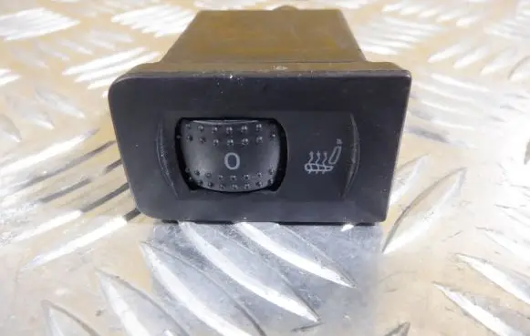 Volkswagen Golf IV Seat heating switch 1J0963563C