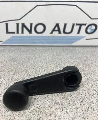 BMW 5 E39 Rear door window winding handle 51328174075