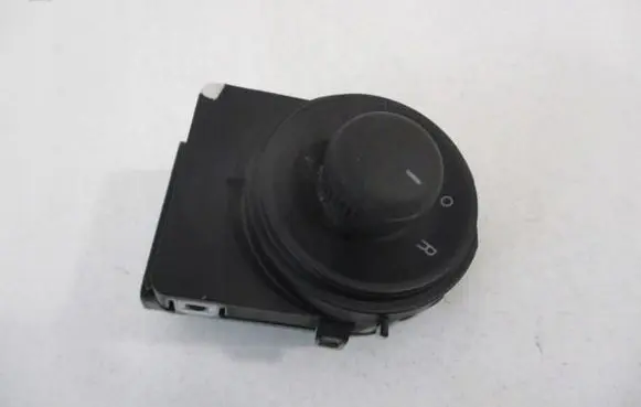 Opel Astra J Wing mirror switch 13271827