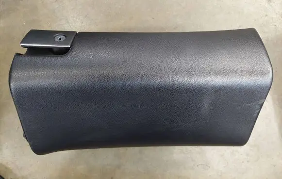 Mercedes-Benz C W203 Glove box A2036803291 A2036804950