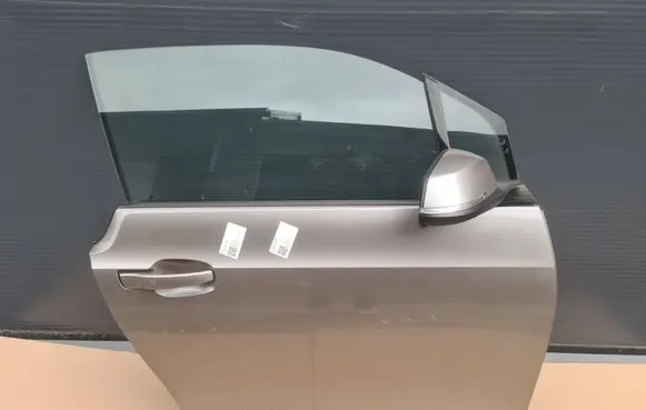 BMW i3 Front door