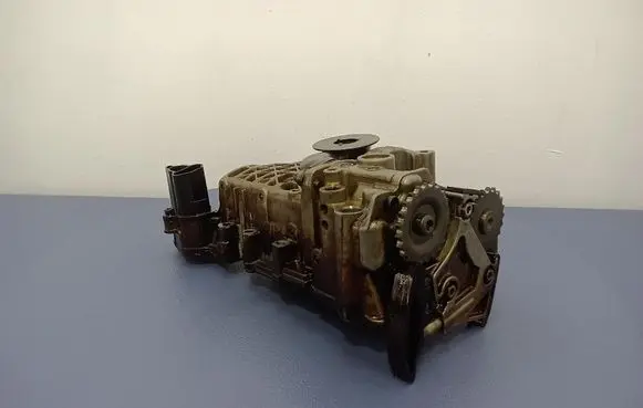 Volkswagen PASSAT B5.5 Camshaft 06B103535B