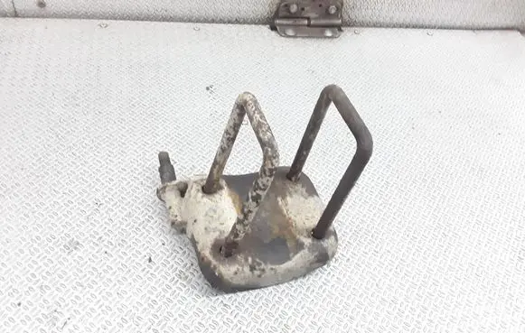 Nissan Navara D22 Other rear suspension part 