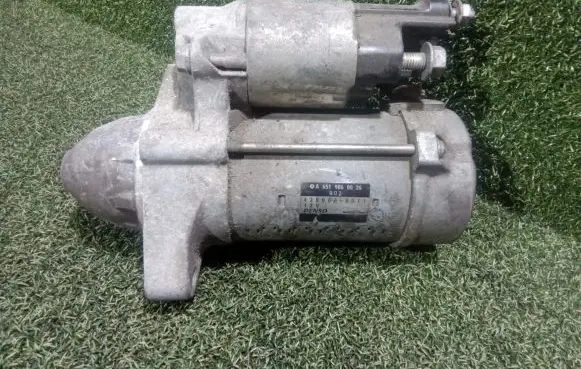 Mercedes-Benz Sprinter W906 Starter motor A6519060026 4280005511