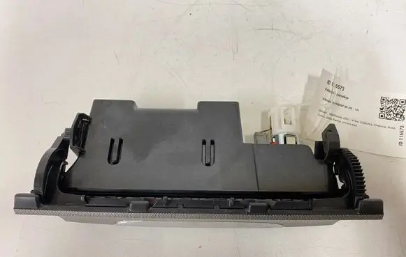 Volkswagen PASSAT B6 Car ashtray 3C0863284A 3C0857961A