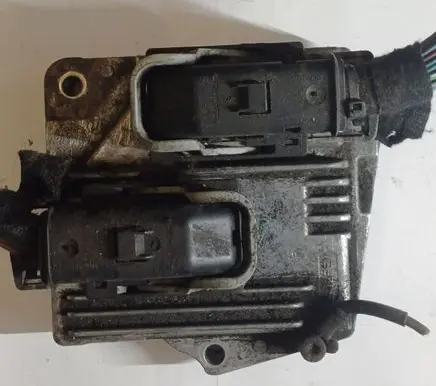 Opel Zafira B Engine control unit/module 55562549 MT35E23 FJBZ