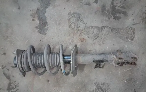 KIA Sportage Front shock absorber/damper