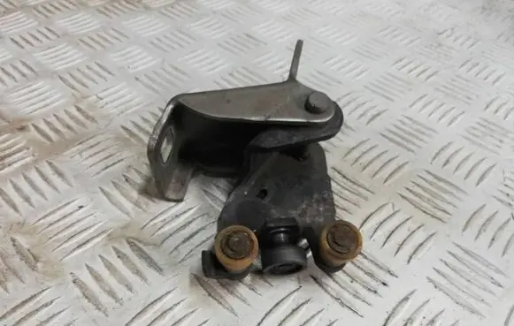 Renault Kangoo II Sliding door middle roller runner 