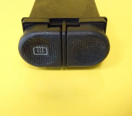 Windscreen/window heater switch