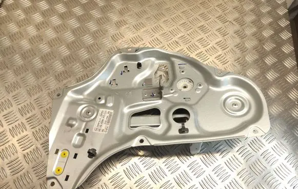 Hyundai ix35 Rear window lifting mechanism without motor 834802Y050 814202Y000