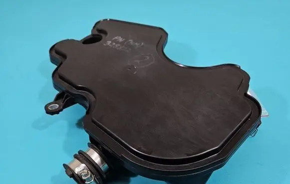 Intake resonator