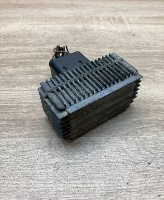 Opel Astra G Glow plug pre-heat relay 9132691 51299008
