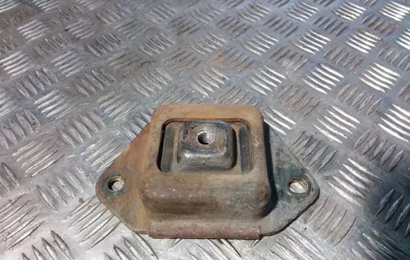 Citroen C5 Gearbox mount 9624762980