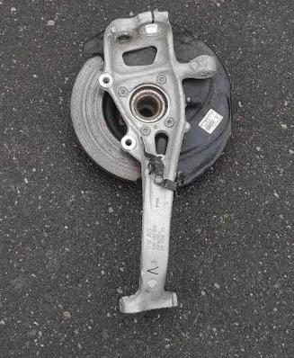 Volkswagen Touareg III Front wheel hub 4M0407242J