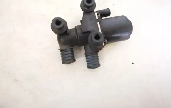 BMW 5 E60 E61 Coolant heater control valve 6411692022602 1147412174
