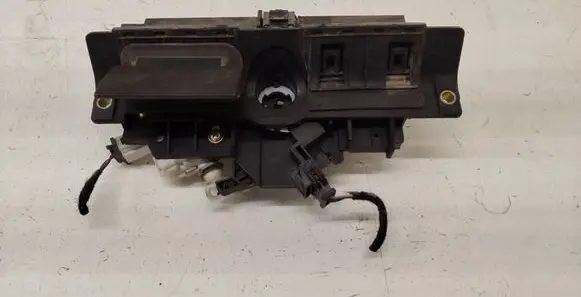 Audi A6 Allroad C5 Loading door exterior handle 8D9827565H