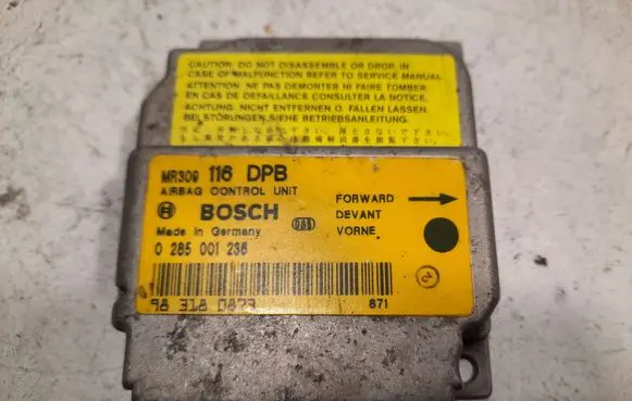 Mitsubishi Carisma Airbag control unit/module 0285001236 MR309116 983180873
