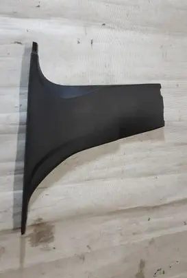 (B) pillar trim (bottom)