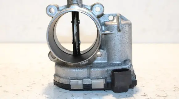 Volvo V60 Throttle valve 31216665