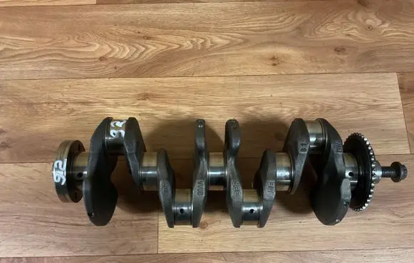 Audi A4 S4 B7 8E 8H Crankshaft 03G105173 38AA