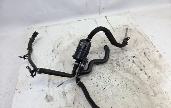 Saab 9-3 Ver2 Breather hose/pipe 55207545