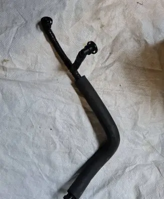BMW 3 E90 E91 Breather/breather pipe/hose 7559528