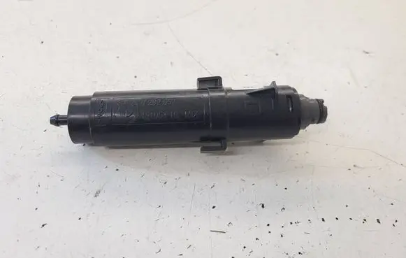 BMW X5 F15 Headlight washer spray nozzle 7292657 19105310