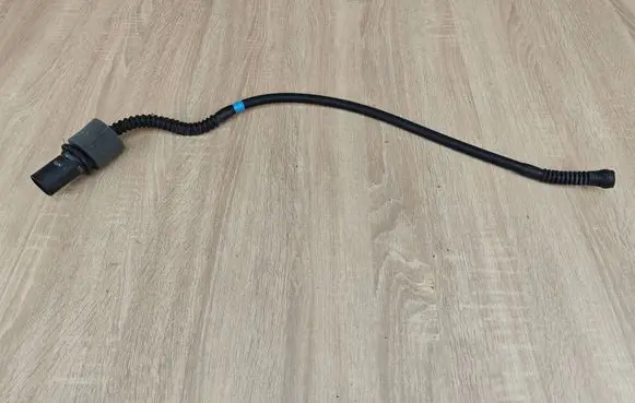 BMW 5 G30 G31 G38 Water drain line hose 7379736