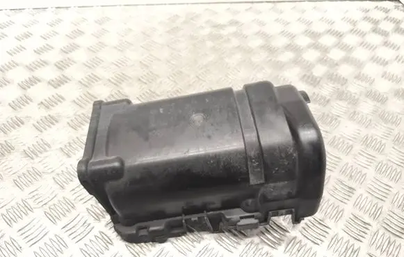 Volkswagen Golf V Other engine bay part 03C103502G