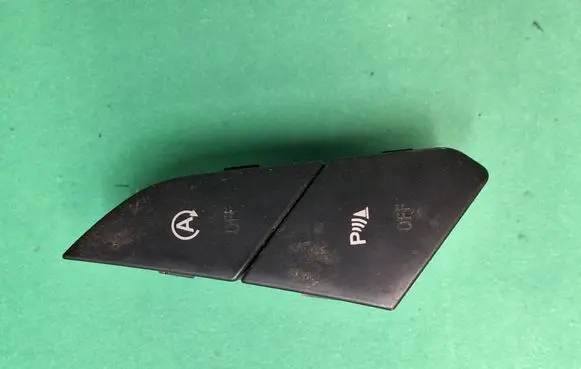 Ford Mondeo MK V Parking (PDC) sensor switch DG9T13D734ACW
