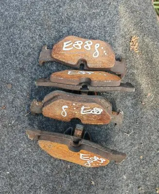 BMW 1 E82 E88 Brake pads (rear) 