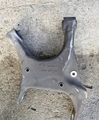 Rear upper control arm/wishbone
