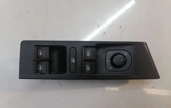Volkswagen PASSAT B7 Electric window control switch 1K4959857B 1K0959565L