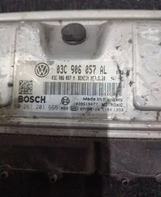 Skoda Roomster (5J) Engine control unit/module 03C906057AL 03C906057M 0261201666