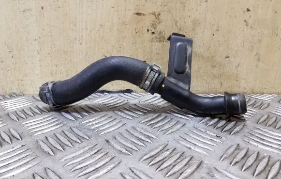 Chevrolet Orlando Engine coolant pipe/hose