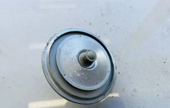 Volkswagen PASSAT B5 Horn signal a722367