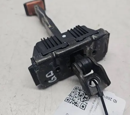 BMW 5 E60 E61 Rear door check strap stopper 