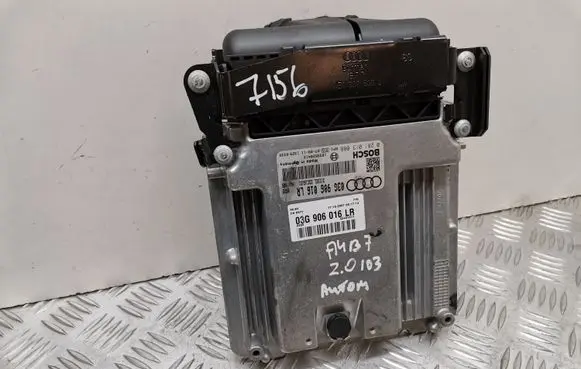 Audi A4 S4 B7 8E 8H Engine control unit/module 03G906016LR 8E0907500J