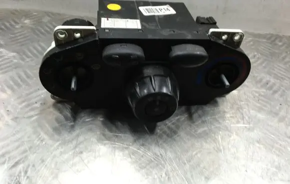 Hyundai Santa Fe Climate control unit 9725026XXX 1XCUA