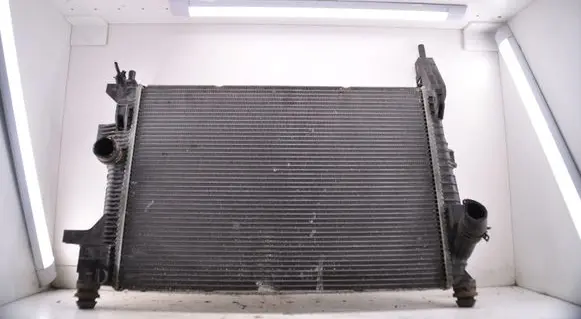 Ford Focus Coolant radiator CV618005VB