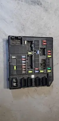 Renault Scenic III - Grand scenic III BSM Control unit 284B69553R