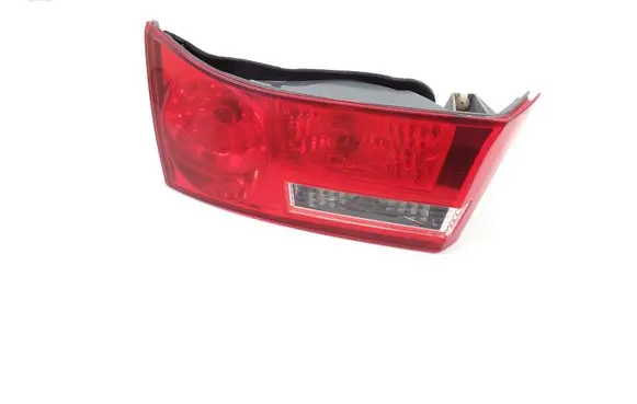 Honda Accord Tailgate rear/tail lights P8129L