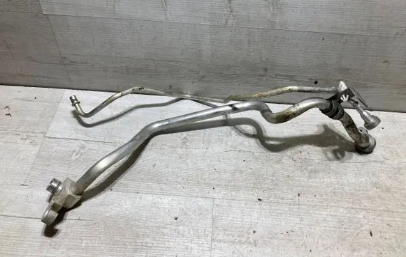 Nissan Micra K14 Air conditioning (A/C) pipe/hose 924415fn0b