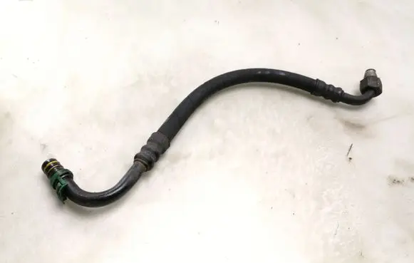 Volvo V70 Gearbox oil cooler pipe/hose 8649520