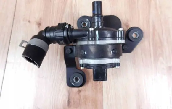 Hyundai Tucson IV NX4 Electric auxiliary coolant/water pump 369103D920
