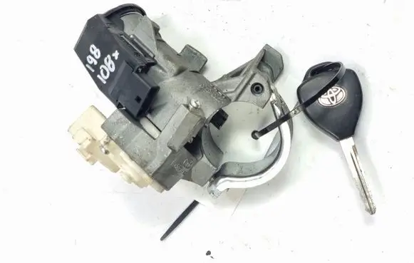Toyota Avensis T270 Ignition lock 2965/3453