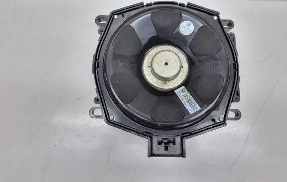 BMW X6 E71 Subwoofer speaker 9218698 65139218698